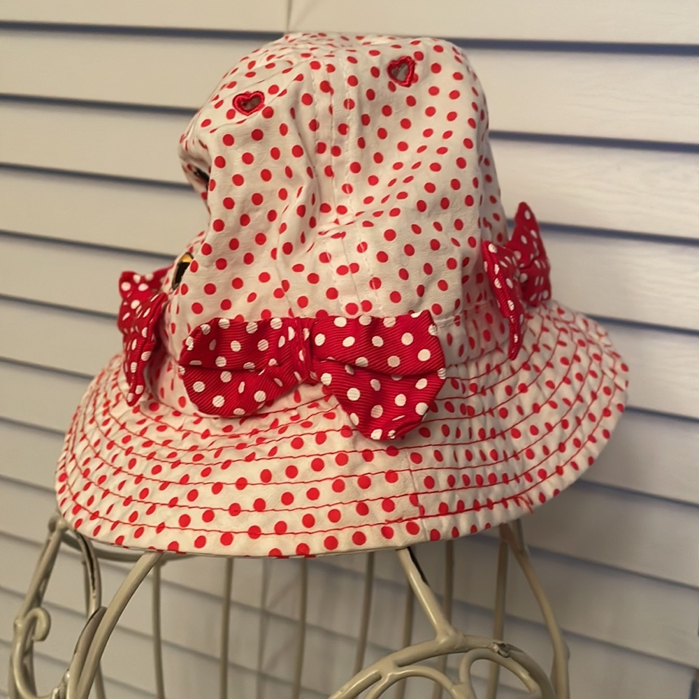 Disney child’s hat. - Picture 3 of 10